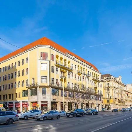Apartament Time Out With Terrace - R30 *